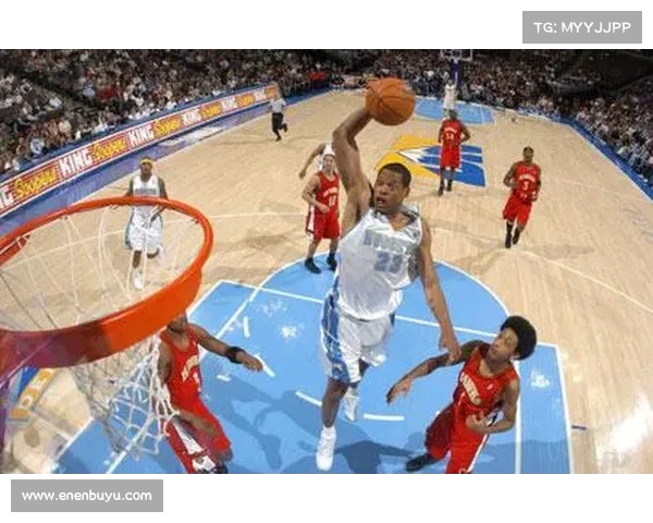 NBA突破上篮技巧解析 从基础动作到进阶策略全面剖析